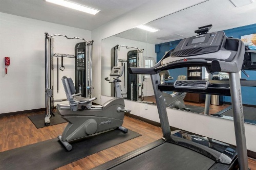 Comfort Inn & Suites Junction City - near Fort Riley image 2